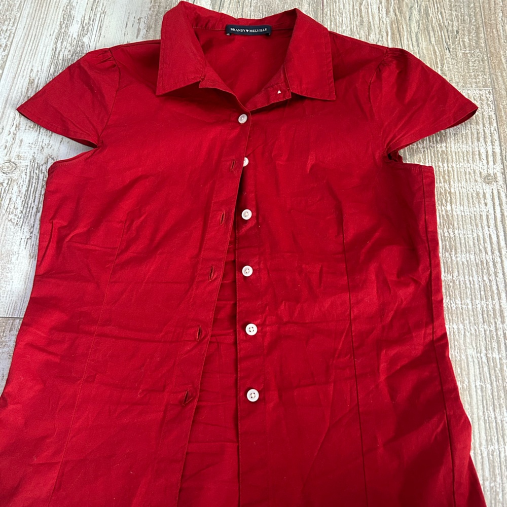 Brandy Melville Vibrant Red fitted button shirt